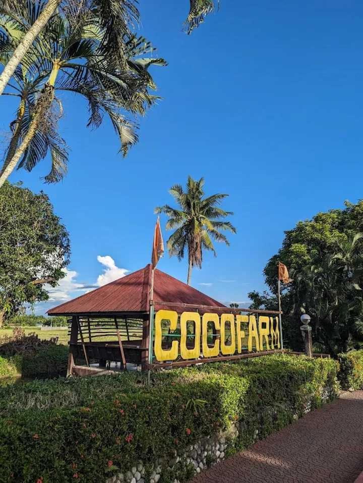 Pantropi-Coco Farm Calapan Exterior foto